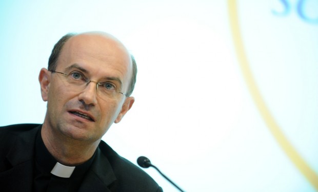 Mons. Stefano Russo, vescovo di Fabriano, nuovo segretario generale della Cei. Succede a mons. Galantino